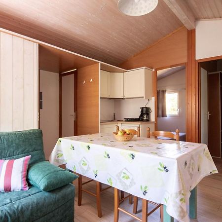 Domaine Des Bridoux Village De Gites Mirabel-aux-Baronnies ภายนอก รูปภาพ