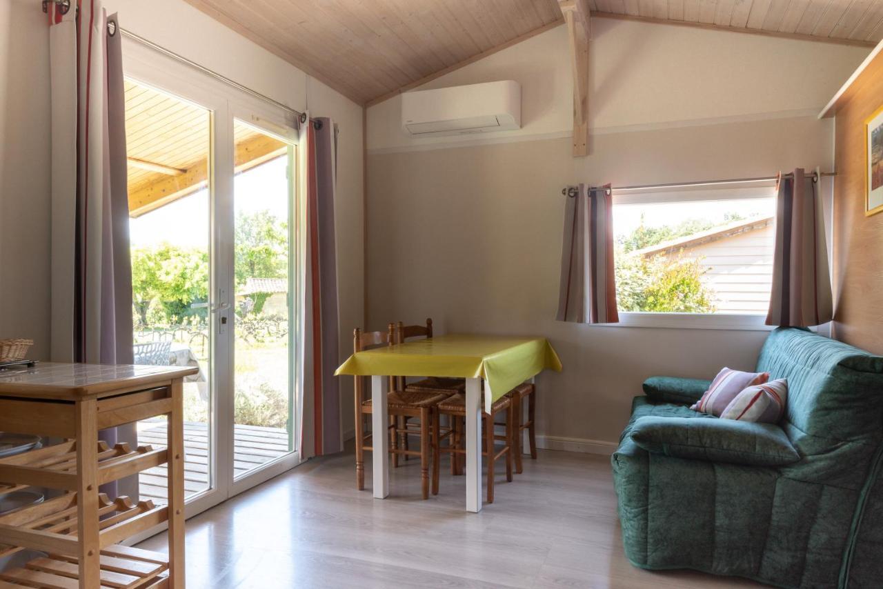 Domaine Des Bridoux Village De Gites Mirabel-aux-Baronnies ภายนอก รูปภาพ